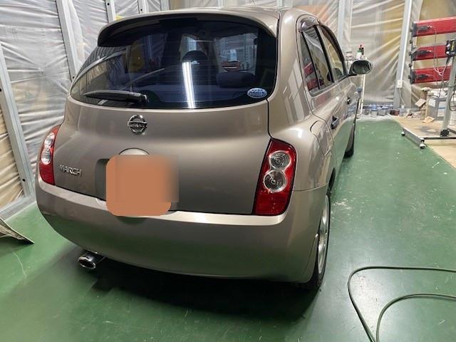 日産 マーチ ドア へこみ