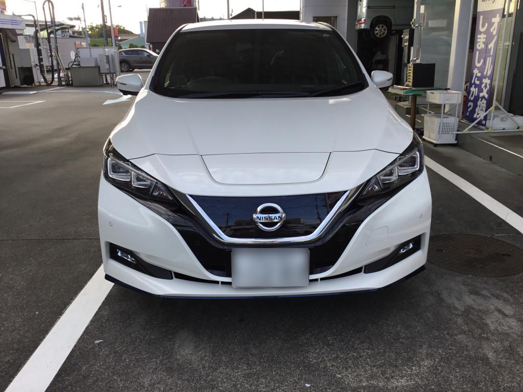 日産 リーフ フェンダー へこみ