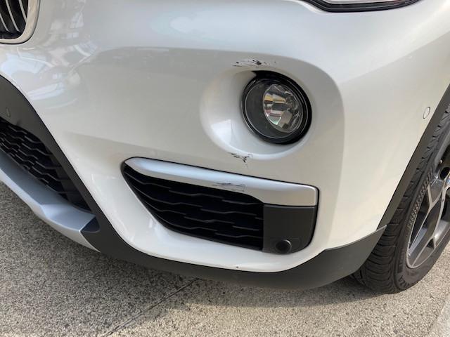  ＢＭＷ　Ｘ７ エグレ修理前