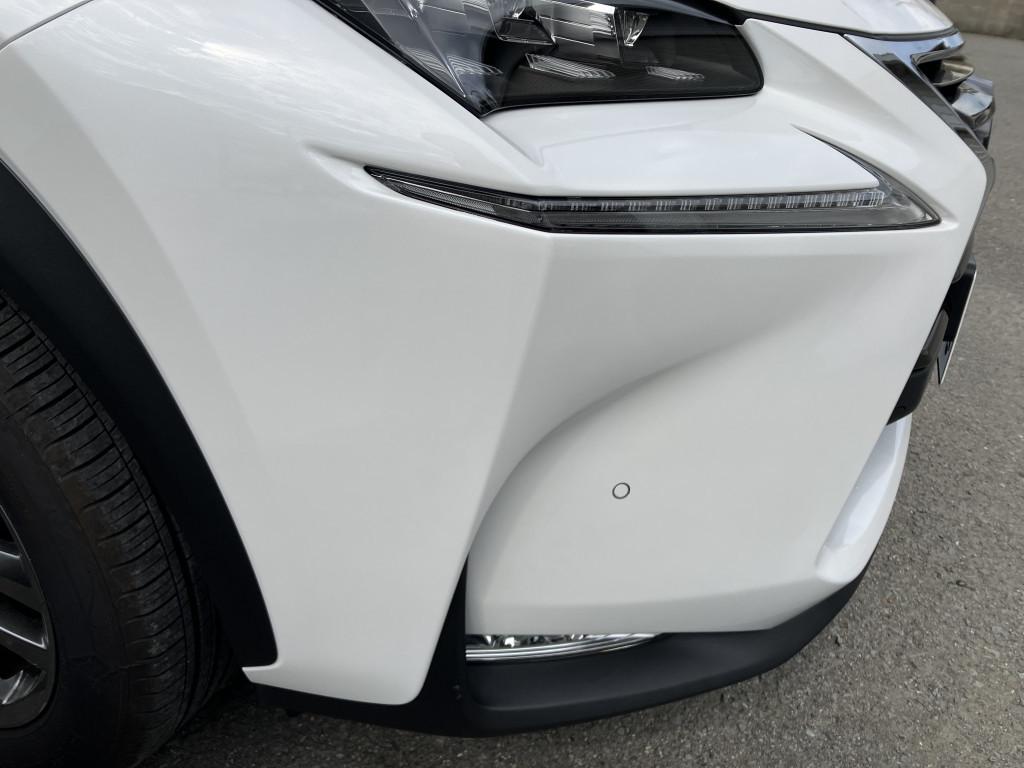  レクサス　ＮＸ３００ 線キズ修理後
