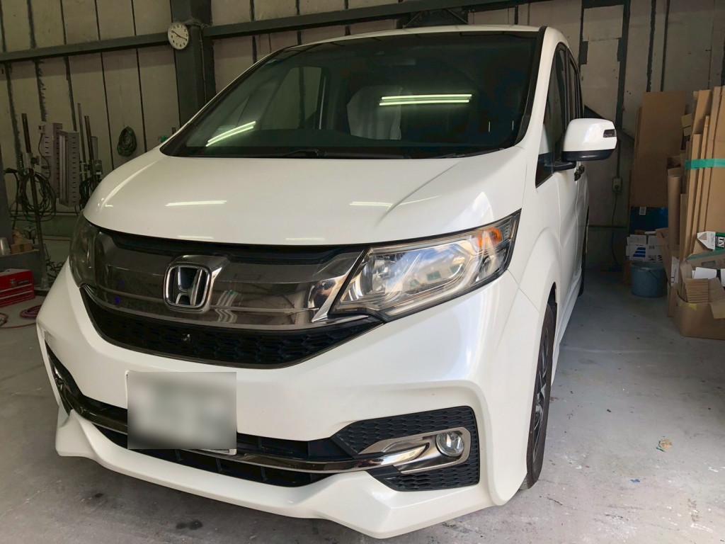 ホンダ ステップワゴン バンパー へこみ