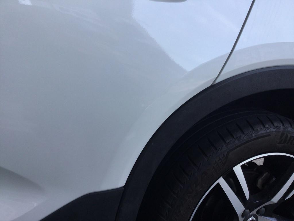  ボルボ　ＸＣ４０ へこみ修理後