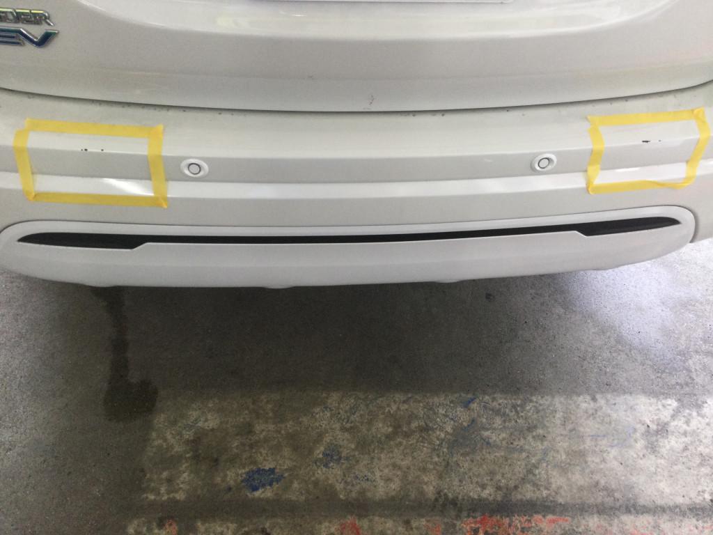  アウトランダーＰＨＥＶ エグレ修理前