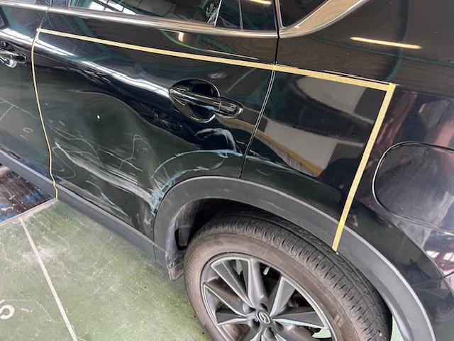 マツダ ＣＸ－５ ドア へこみ