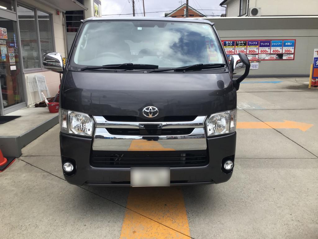 トヨタ ハイエースバン フェンダー へこみ