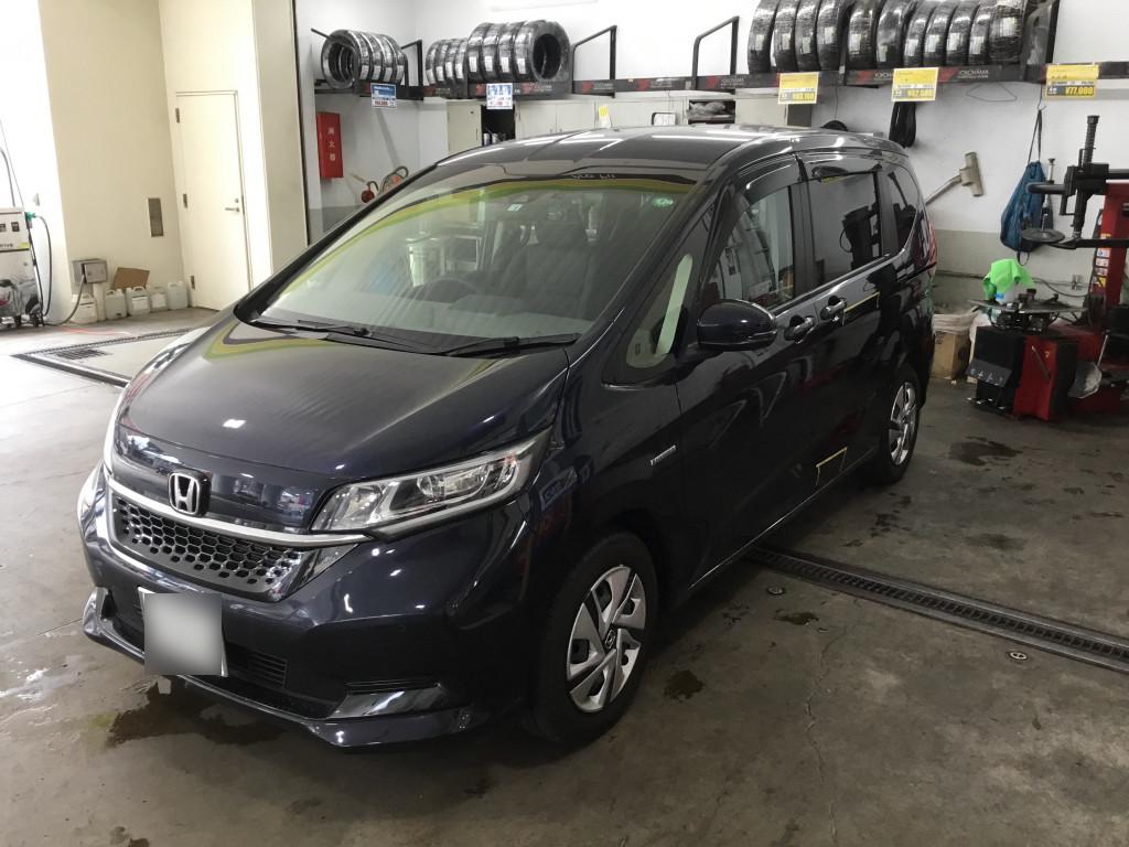 ホンダ フリード ドア へこみ