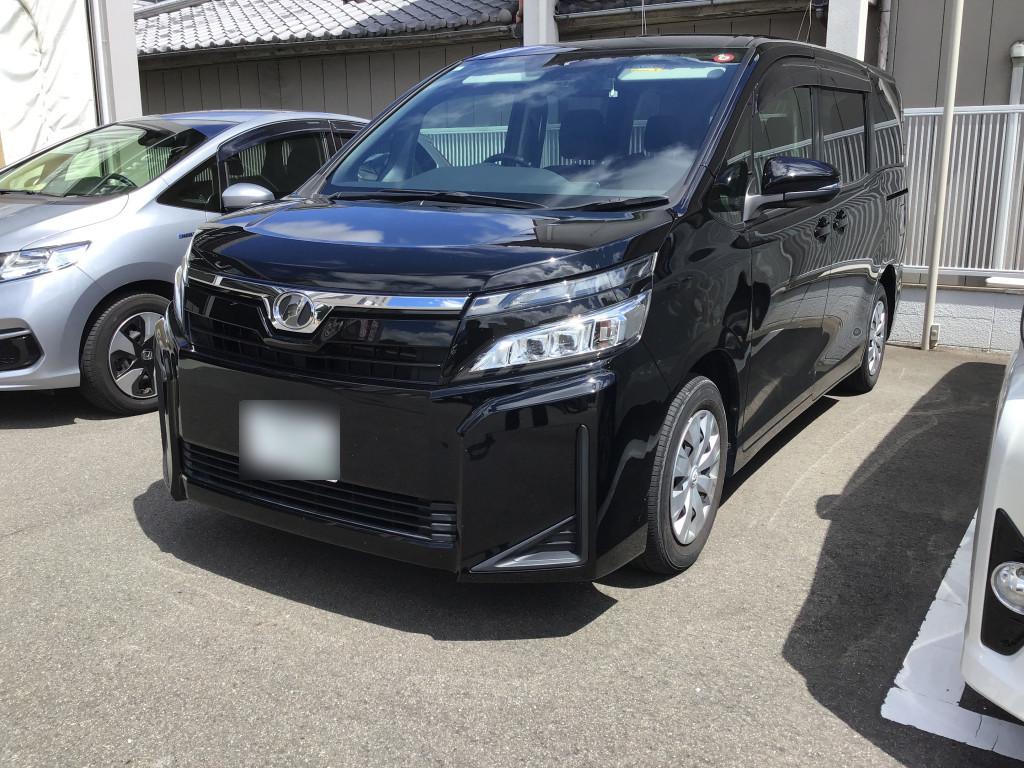 トヨタ ヴォクシー フェンダー へこみ