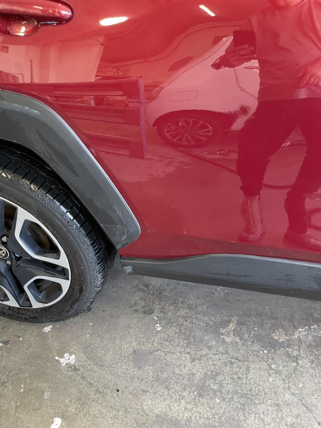 ＲＡＶ４ 線キズ修理後