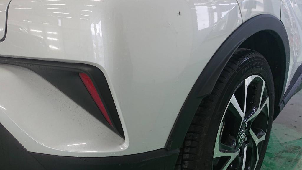  Ｃ－ＨＲ エグレ修理前