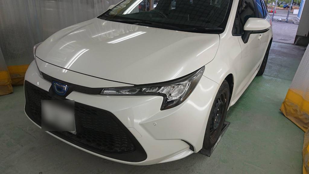 トヨタ カローラ　ツーリング バンパー エグレ