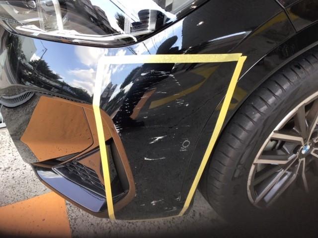  ＢＭＷ　Ｘ１ エグレ修理前