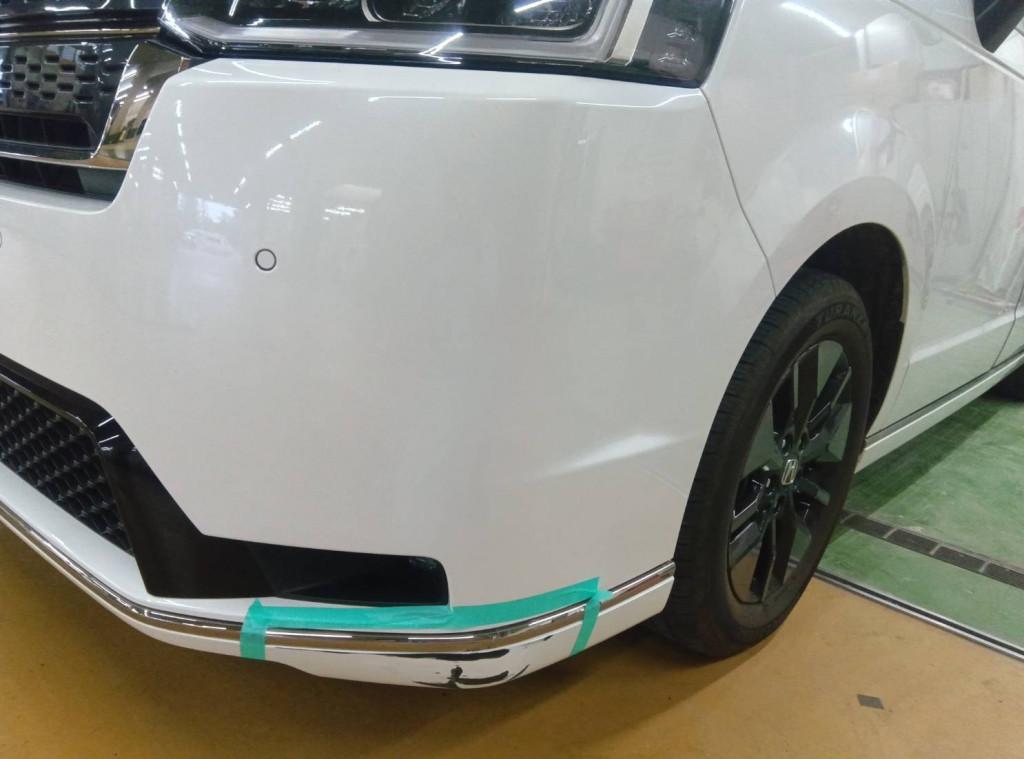 ホンダ ステップワゴン　スパーダ バンパー エグレ