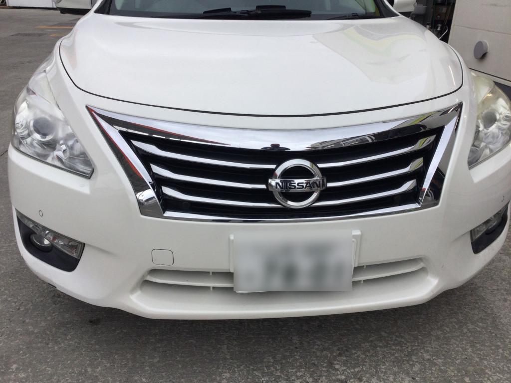日産 ティアナ バンパー へこみ