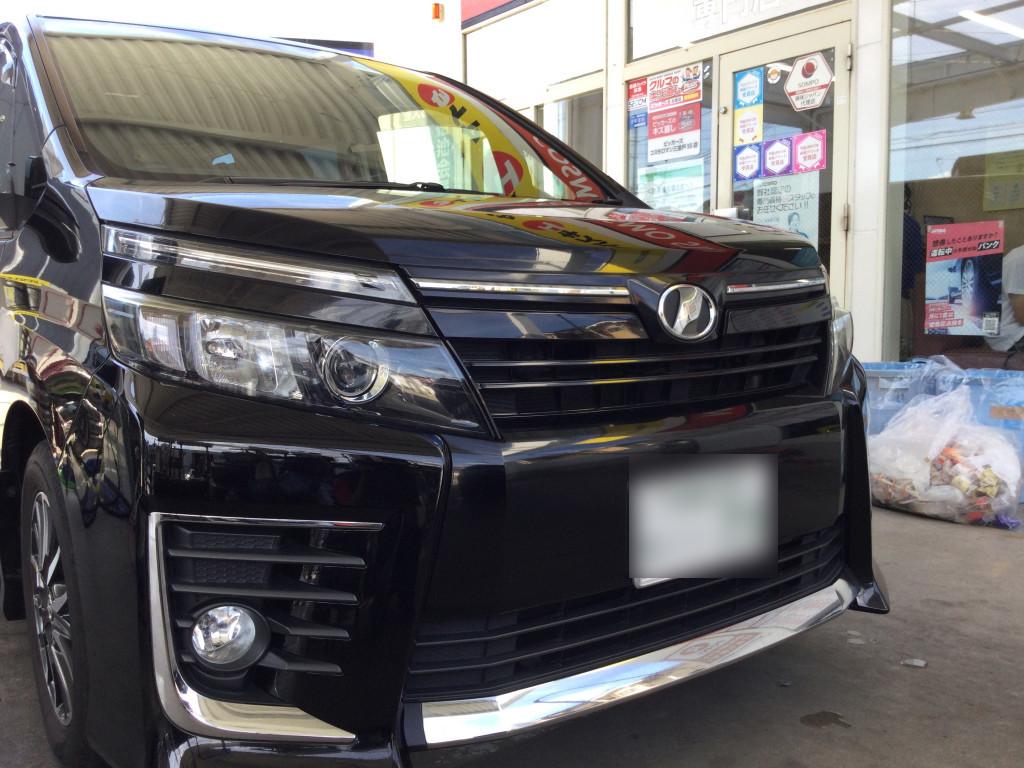 トヨタ ヴォクシー ハッチバック へこみ