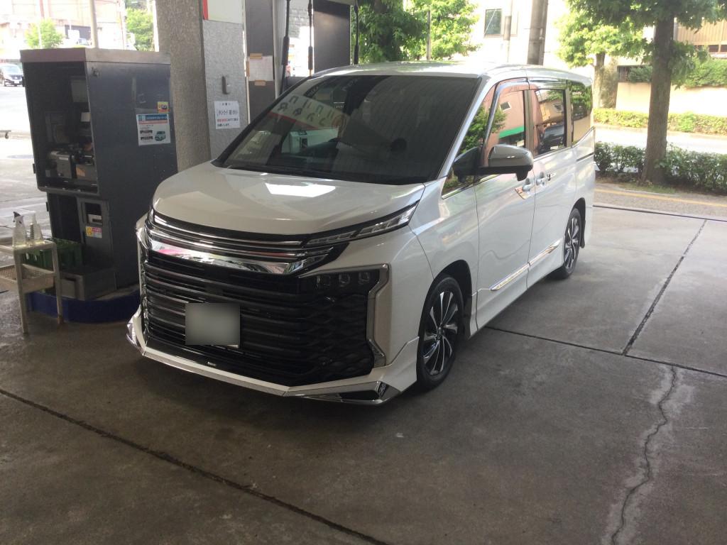 トヨタ ヴォクシー ドア エグレ