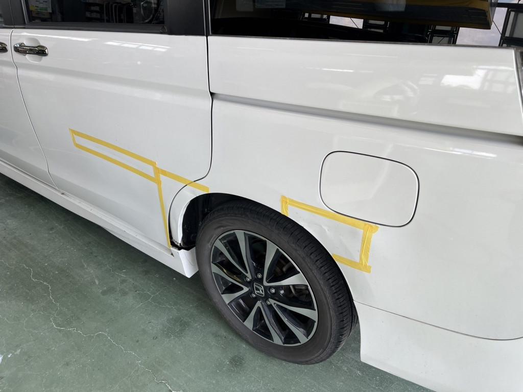 ホンダ ステップワゴン ドア へこみ