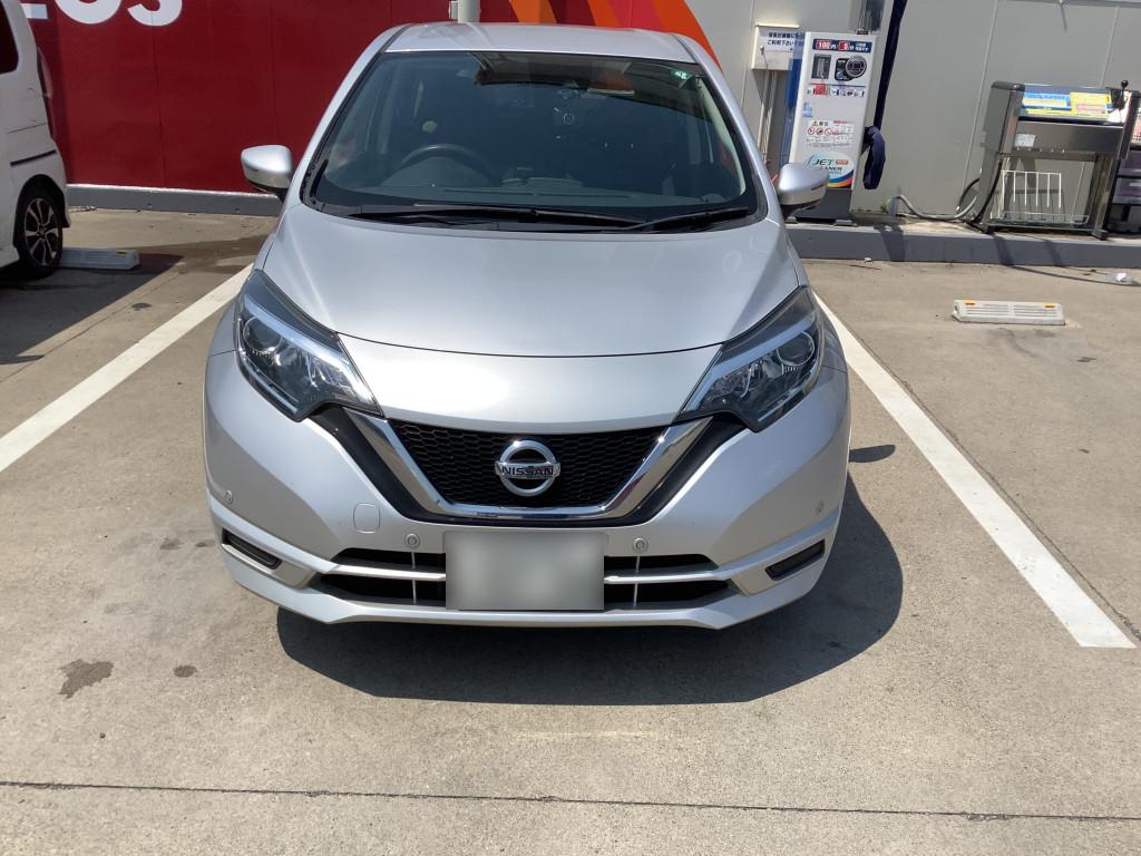 日産 ノート ドア へこみ
