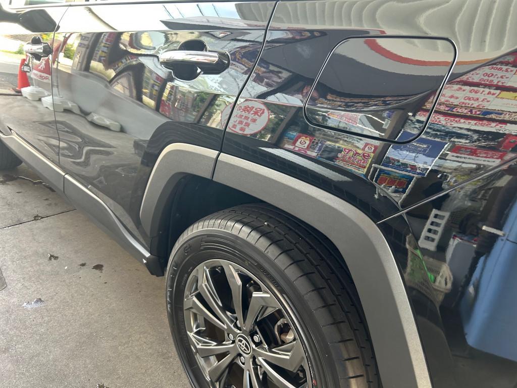  ＲＡＶ４ へこみ修理後