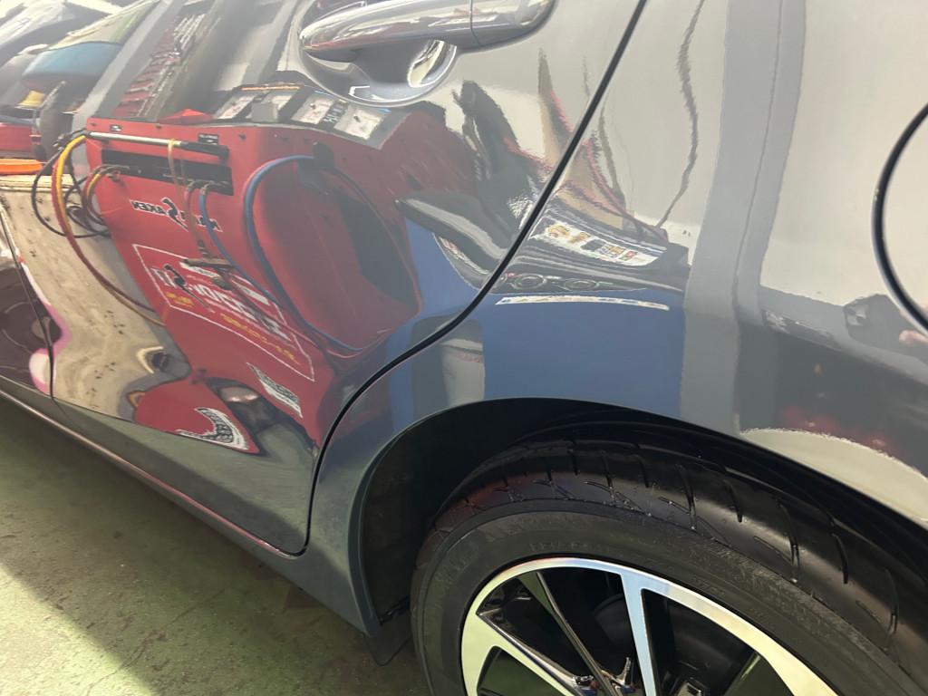  ＭＡＺＤＡ２ へこみ修理後