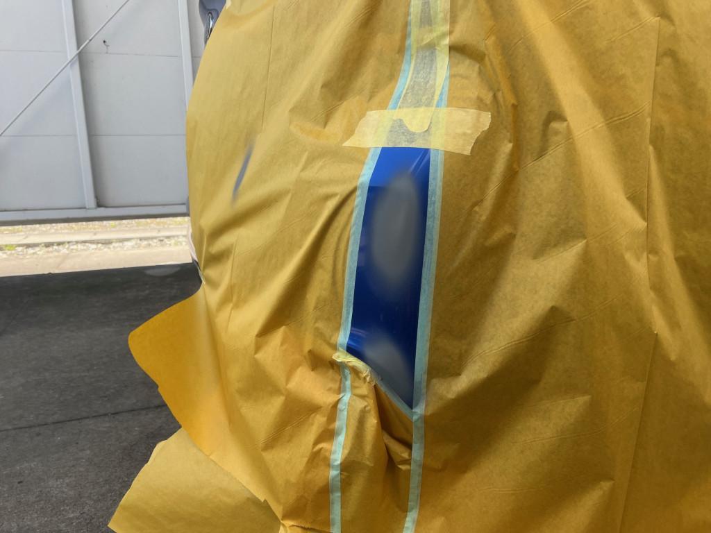  レヴォーグ 線キズ修理前