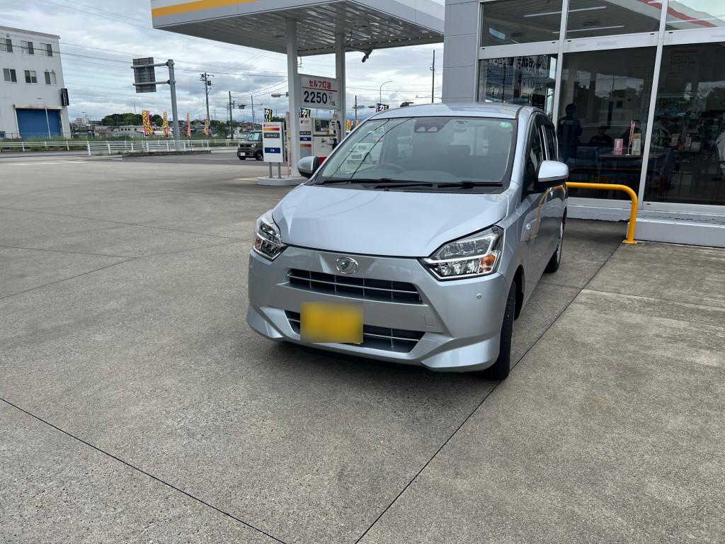 ダイハツ ミラ　イース ドアミラー 線キズ