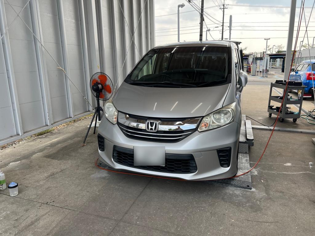 ホンダ フリード ドア へこみ