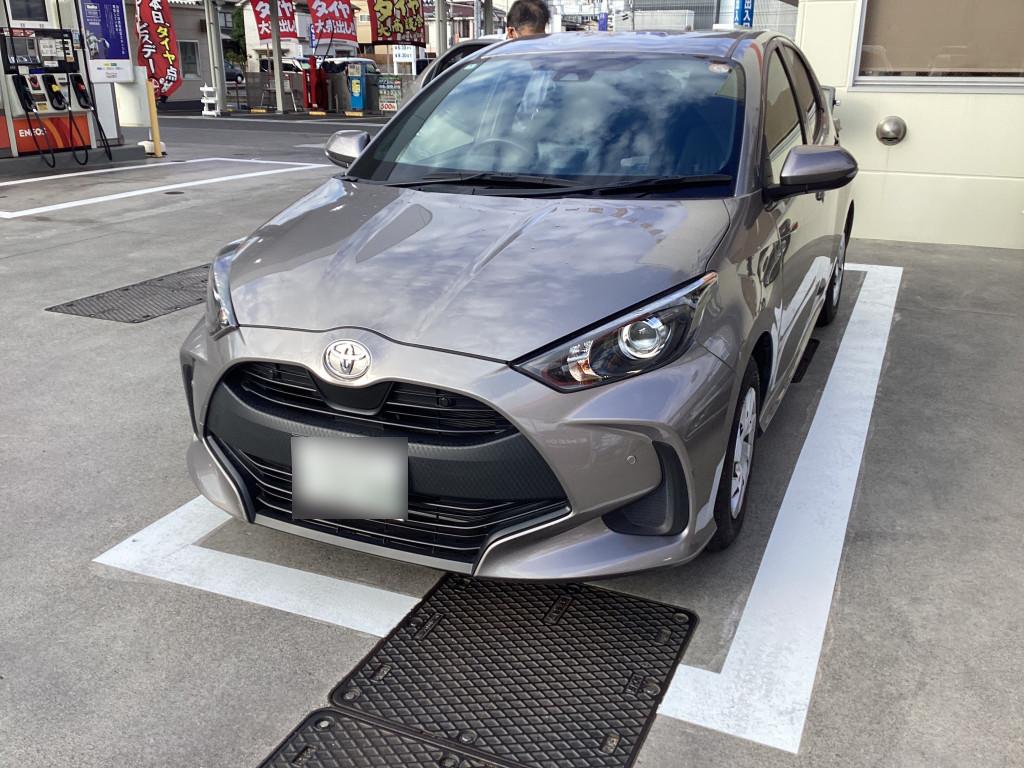 トヨタ ヤリス フェンダー へこみ