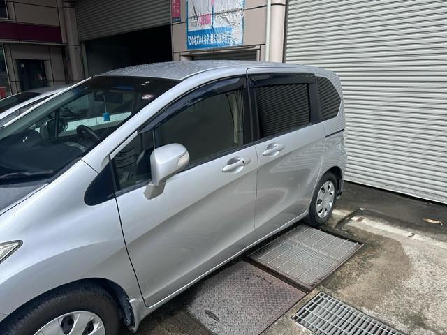  フリード へこみ修理後