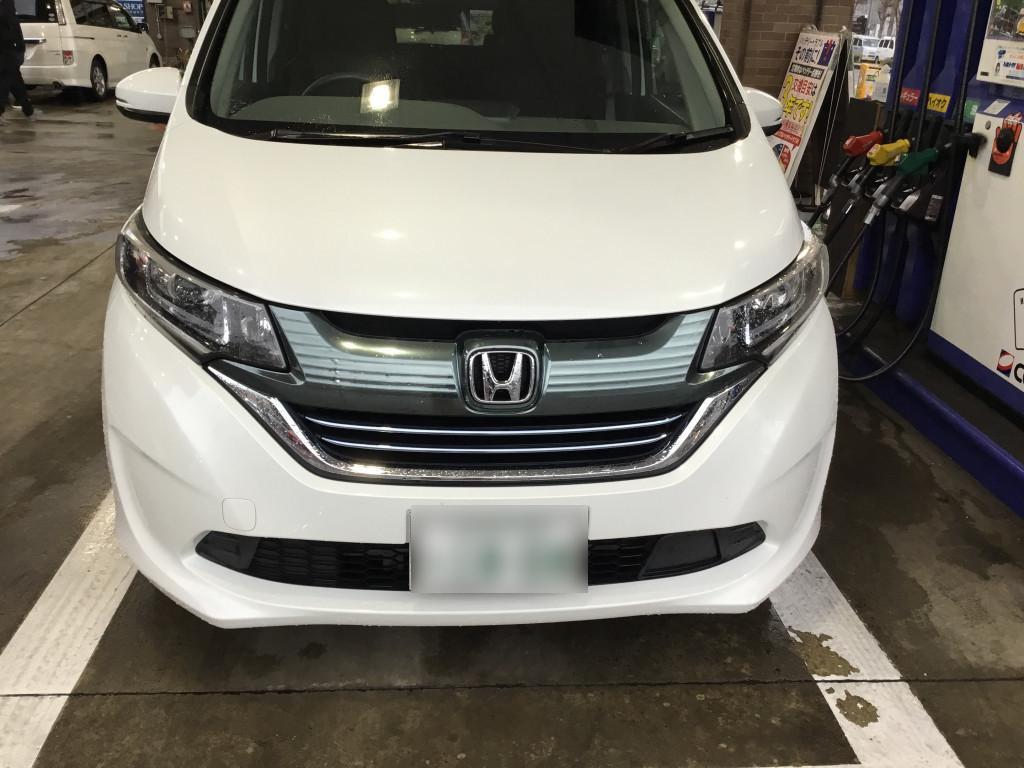 ホンダ フリード　ハイブリッド ドア へこみ