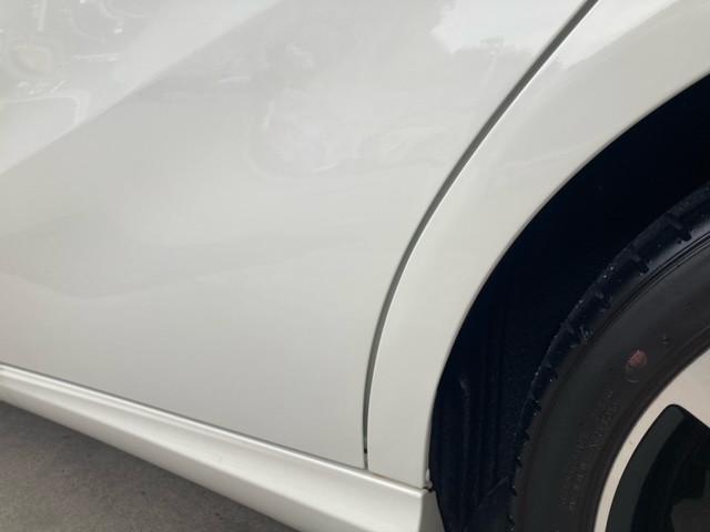  メルセデスベンツ　Ａクラス へこみ修理後