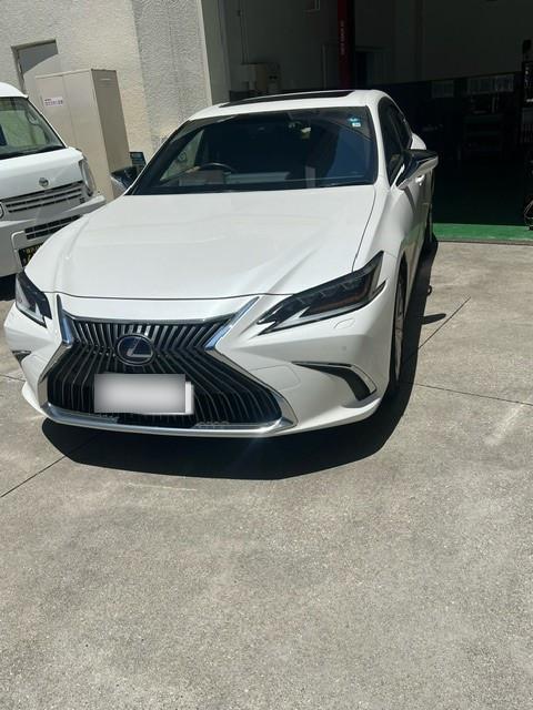 レクサス レクサス　ＥＳ３００ｈ フェンダー へこみ