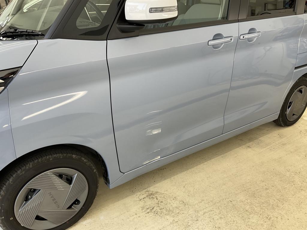 日産 ルークス ドア へこみ
