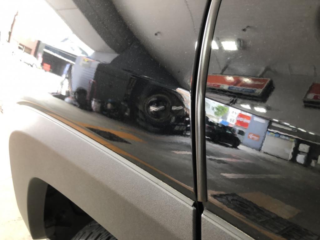  ＲＡＶ４ へこみ修理前