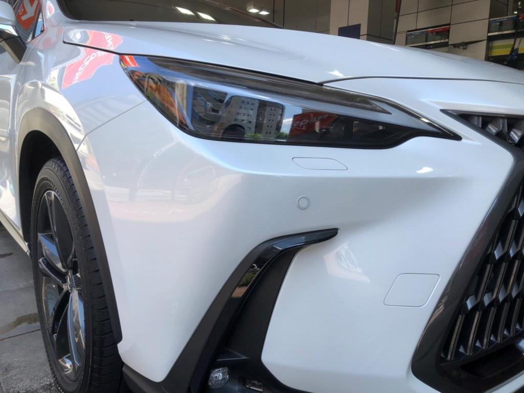  レクサス　ＮＸ４５０ｈ＋ エグレ修理後