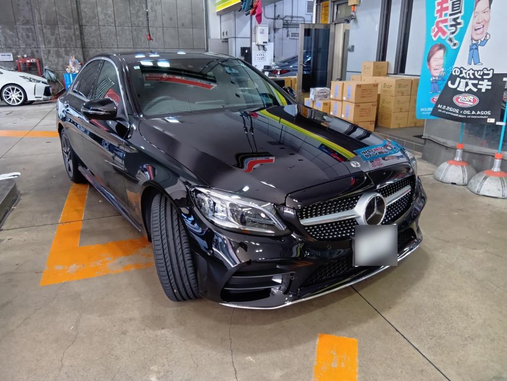 メルセデスベンツ メルセデスベンツ　Ｃクラス バンパー へこみ