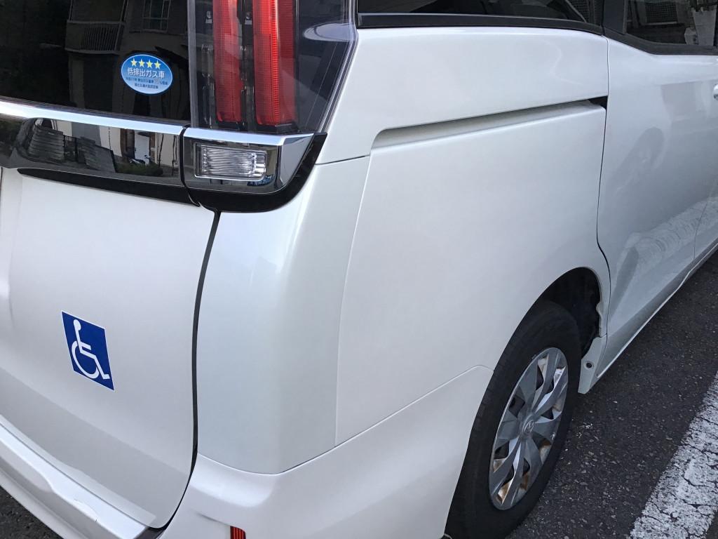 After repair フェンダー へこみ トヨタ ノア