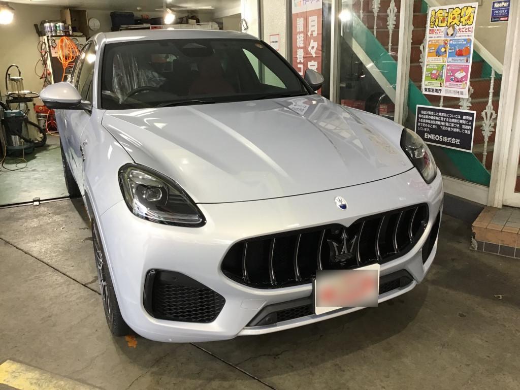 マセラティ マセラティ　グレカーレ ドアミラー 線キズ