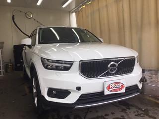 ボルボ ボルボ　ＸＣ４０ バンパー エグレ