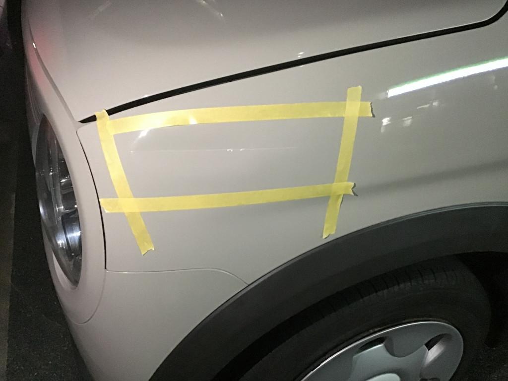  アルトラパン へこみ修理前