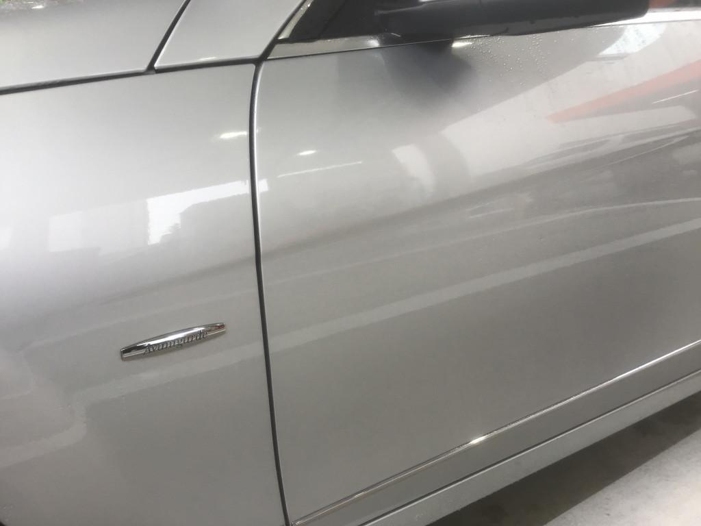  メルセデスベンツ　Ｃクラス へこみ修理後