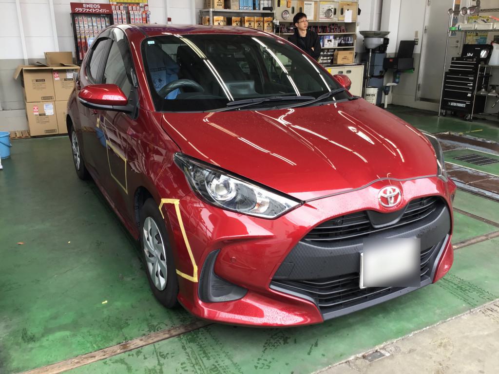 トヨタ ヤリス ドア へこみ