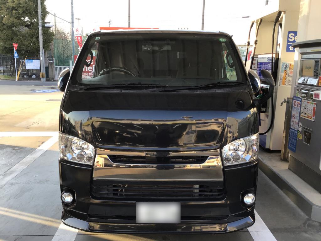 トヨタ ハイエースバン フェンダー へこみ