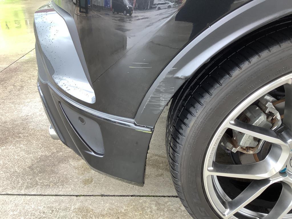  Ｃ－ＨＲ エグレ修理前