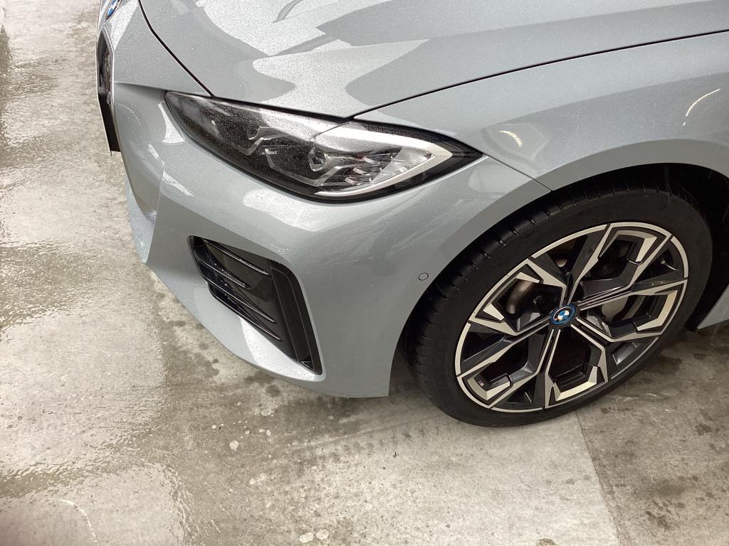  ＢＭＷ　ｉ４ エグレ修理後