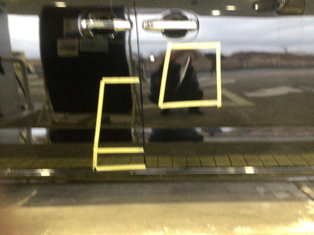  Ｎ　ＢＯＸ へこみ修理前