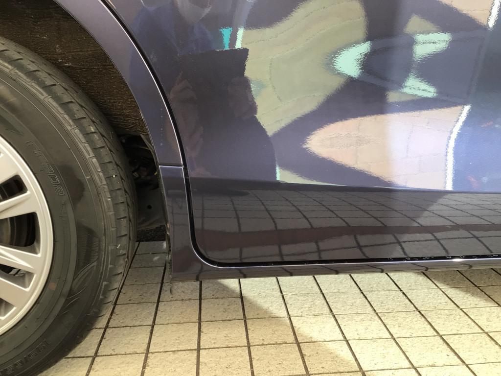  エスクァイア へこみ修理後