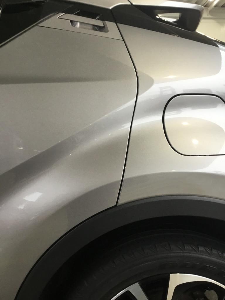  Ｃ－ＨＲ へこみ修理後