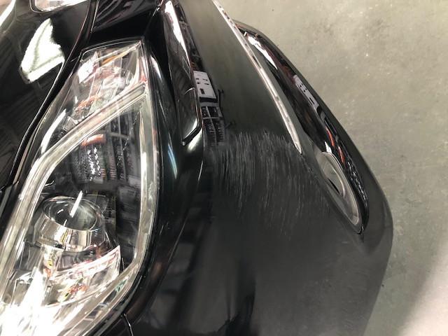  クラウン　ハイブリッド へこみ修理前