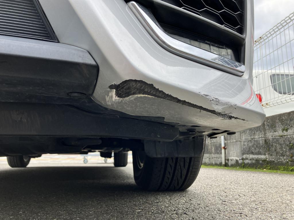  ステップワゴン エグレ修理前
