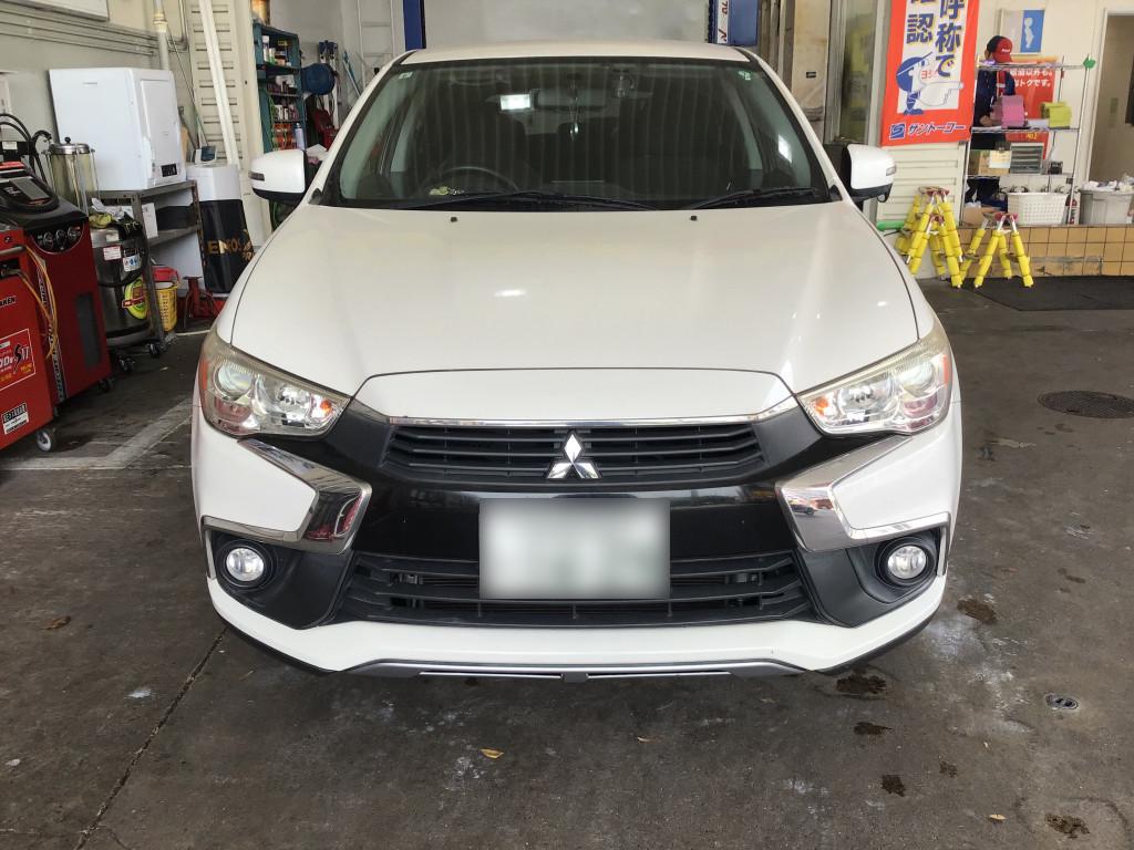 三菱 ＲＶＲ バンパー へこみ